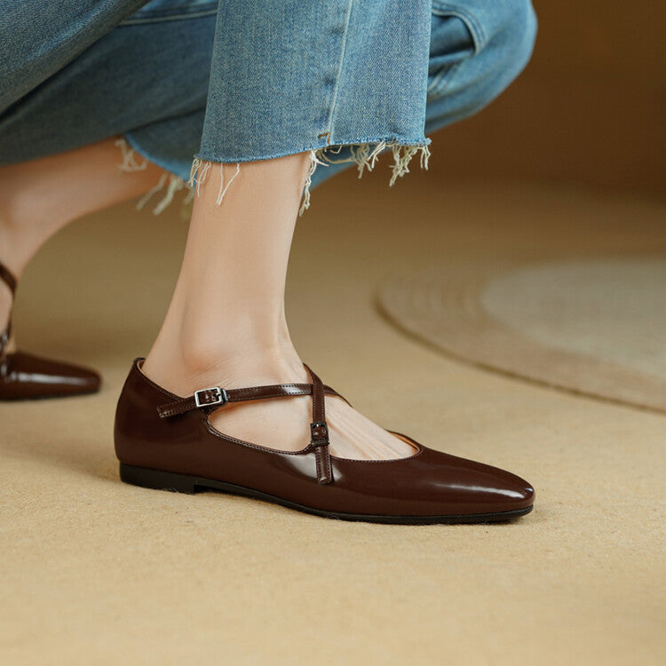 Women's Shallow Round Toe Retro Casual Cowhide Shoes